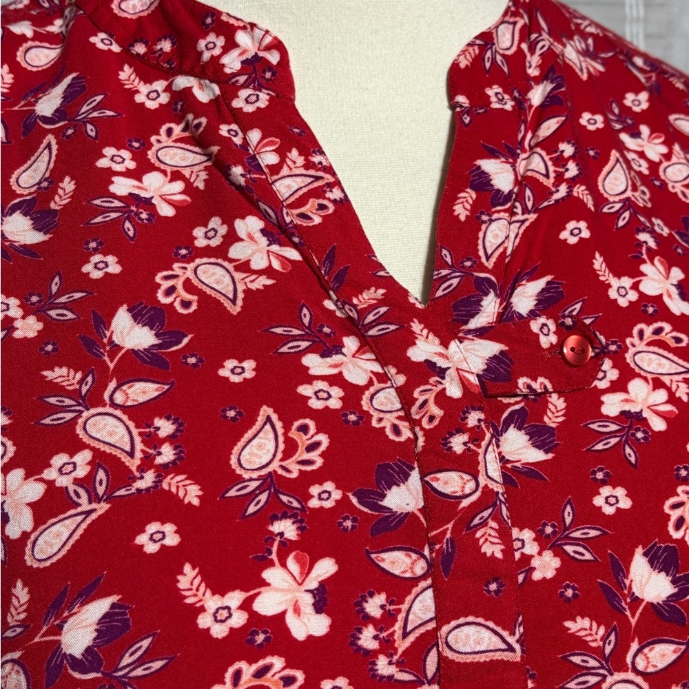 Woman Within 22/24 1X Floral Red Top 3/4 L sleeves button at cuff 30”L 24” p2p - Picture 9 of 9